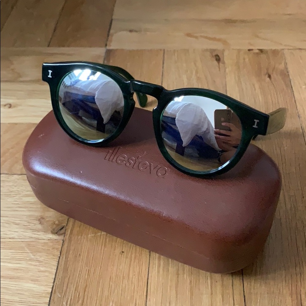 Illesteva Unisex ‘Leonard’ Mirror Frame Sunglasses